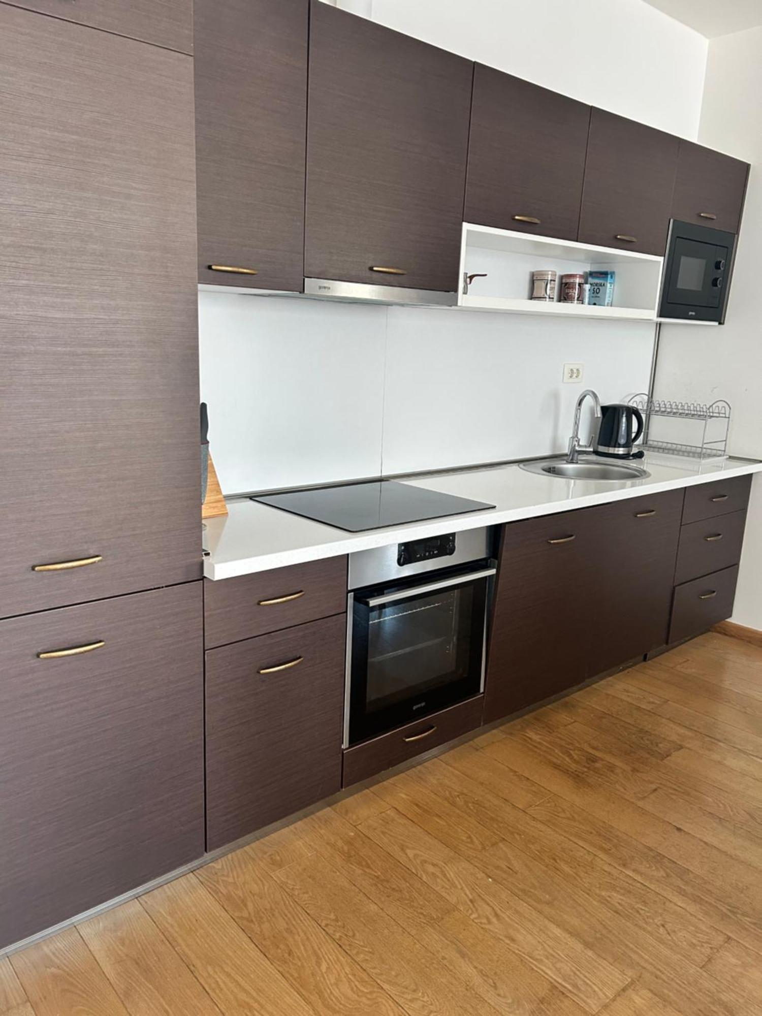 Apartments Krug Budva Luaran gambar
