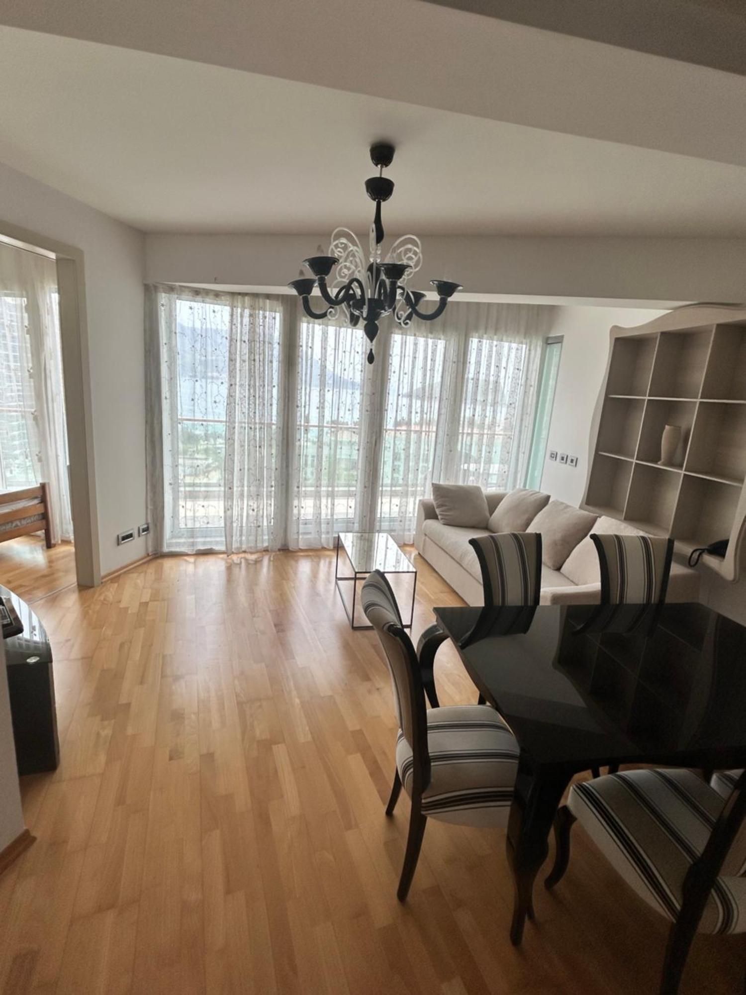 Apartments Krug Budva Luaran gambar