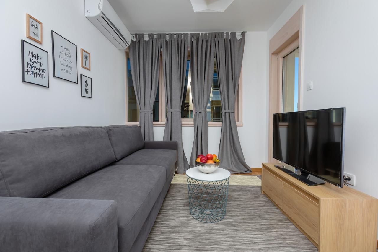 Apartments Krug Budva Luaran gambar