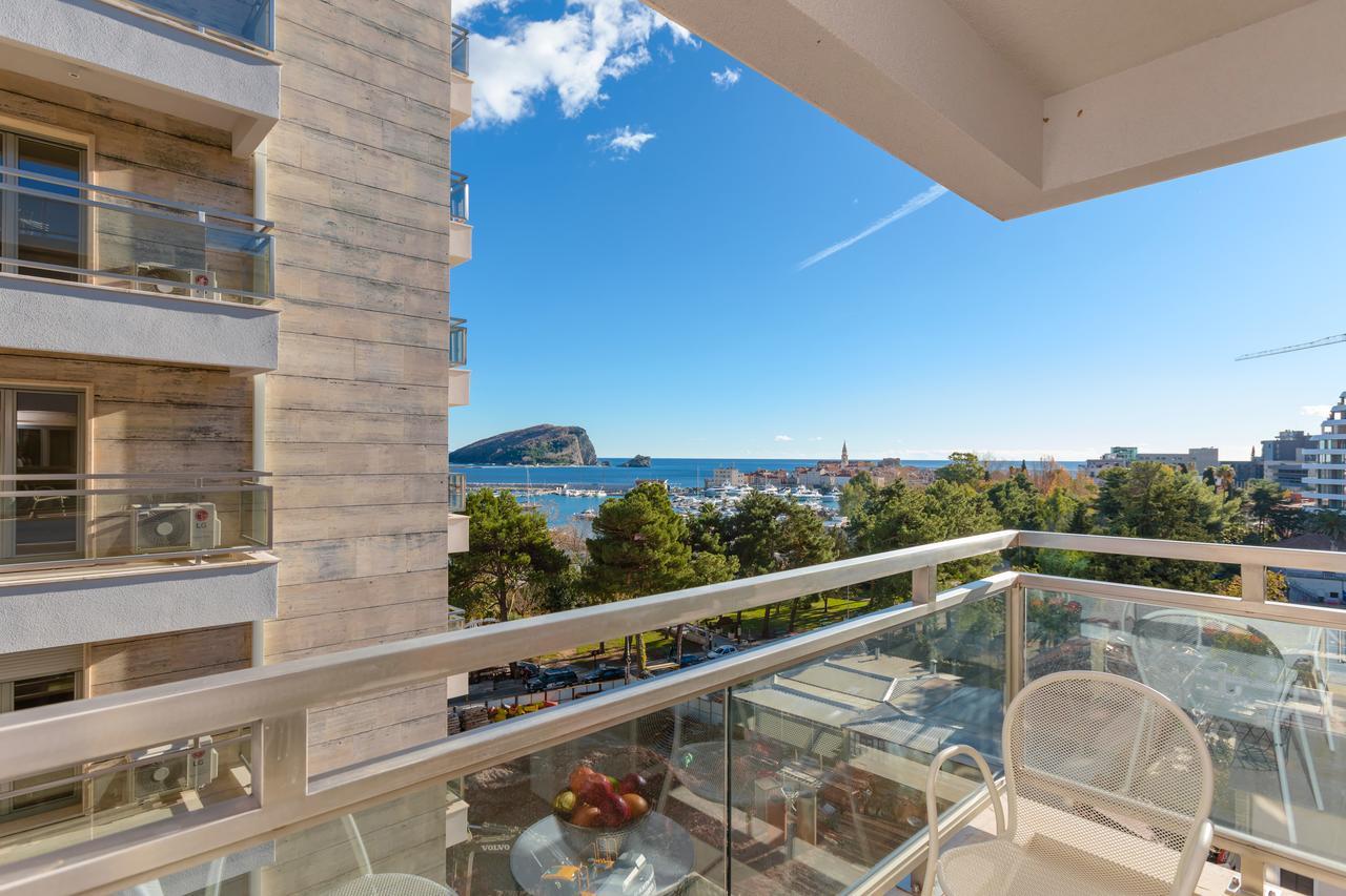Apartments Krug Budva Luaran gambar