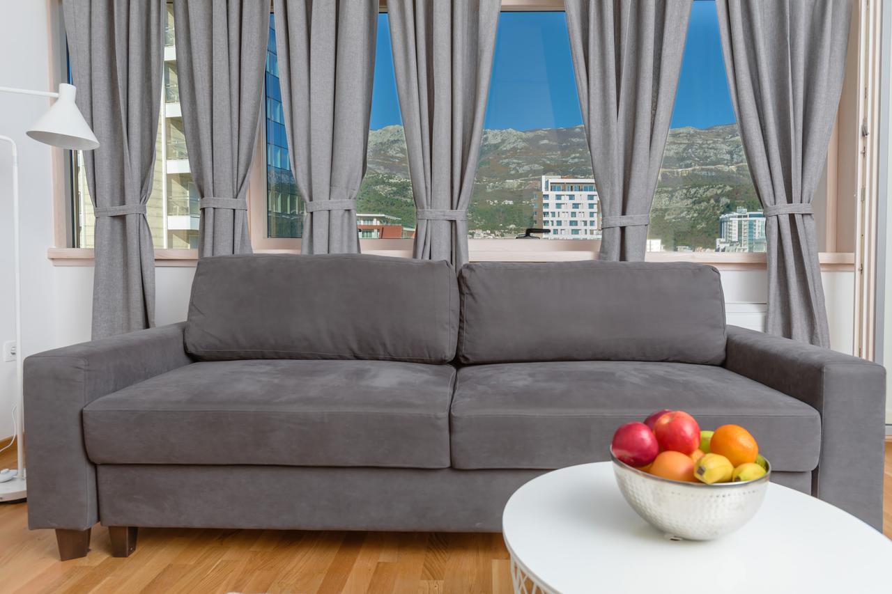 Apartments Krug Budva Luaran gambar