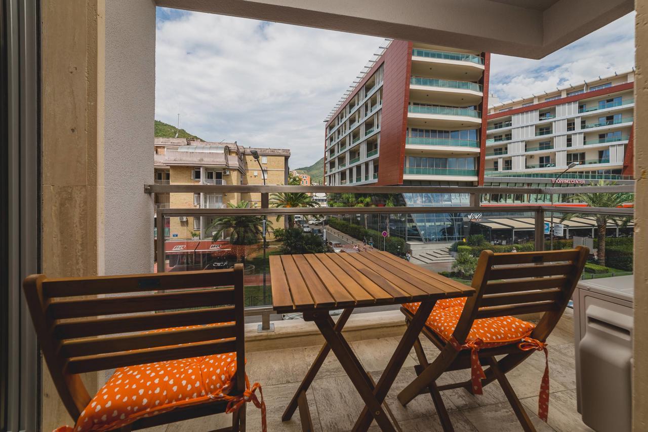 Apartments Krug Budva Luaran gambar